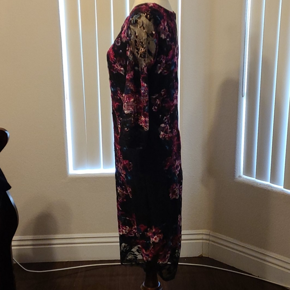 Dress - Picture 4 of 7